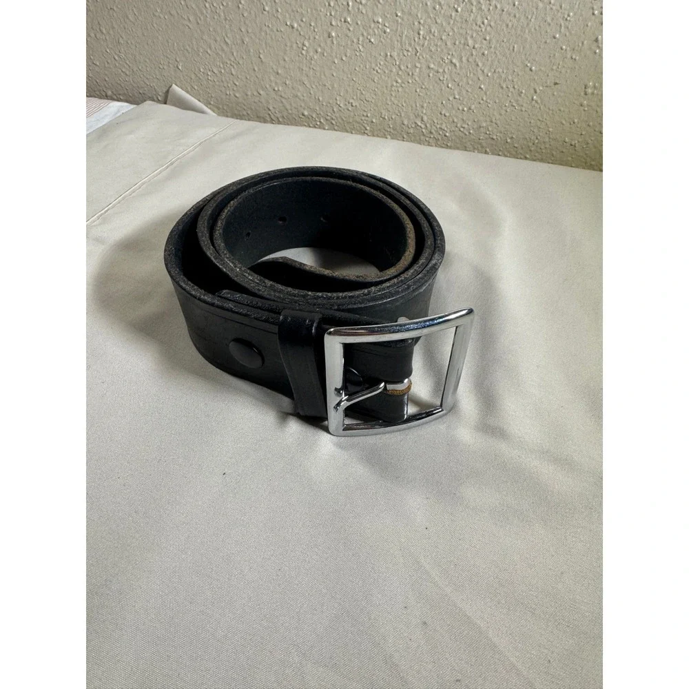 Boston Leather 6505 Mens Black Leather Belt Silver Buckle Made in USA Size 34